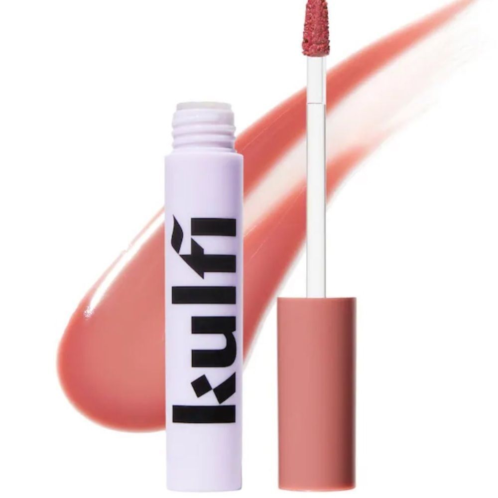 Kulfi-color Rose
Lassi Lips Staining Long-Lasting Moisturizing Lip Oil